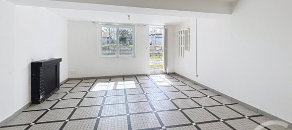 2 bedrooms House in Montpon-Menesterol, France No. 103899 2