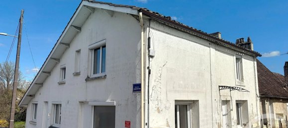 2 bedrooms House in Montpon-Menesterol, France No. 103899 4