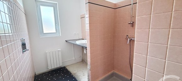 2 bedrooms House in Montpon-Menesterol, France No. 103899 12