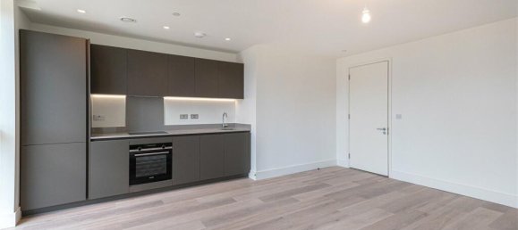 Terreno de 1 dormitorio en Tottenham Hale, United Kingdom No. 11133 5