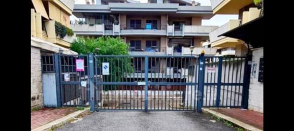 15m² Garage in Rome, Italy No. 251110 3