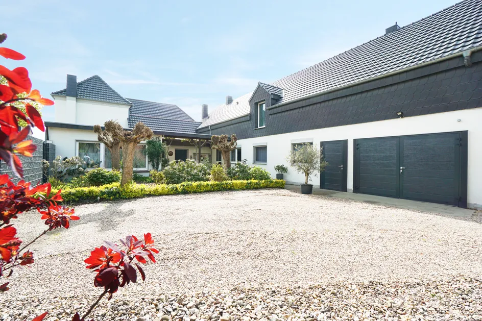 Дом с 4 спальнями в Везель, Германия № 153986