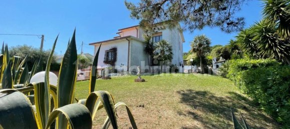 Вилла с 3 спальнями в Сильви, Италия № 134414 5