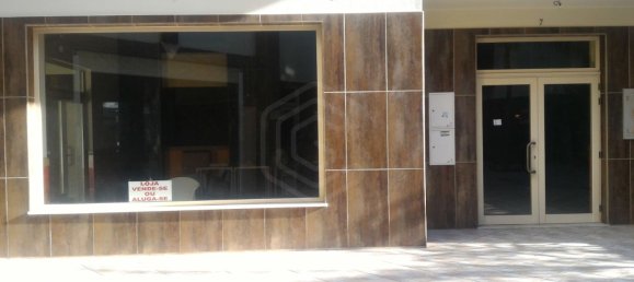 91m² Commercial property in Ferragudo, Portugal No. 138169 2