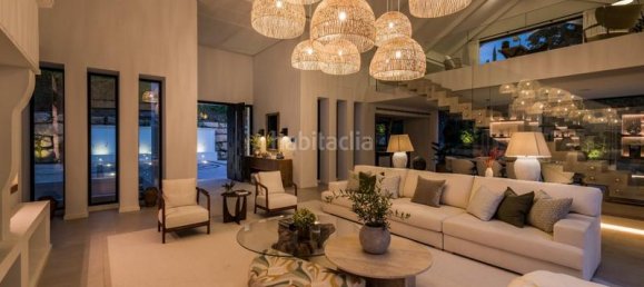 5 bedrooms Villa in Estepona, Spain No. 33412 39