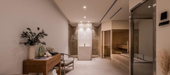 5 bedrooms Villa in Estepona, Spain No. 33412 15