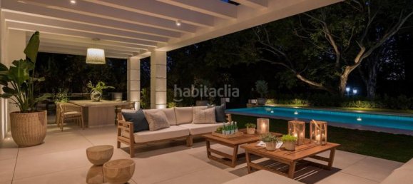 5 bedrooms Villa in Estepona, Spain No. 33412 25