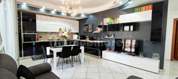 Apartamento de 3 dormitorios en Aprilia, Italy No. 277981 26