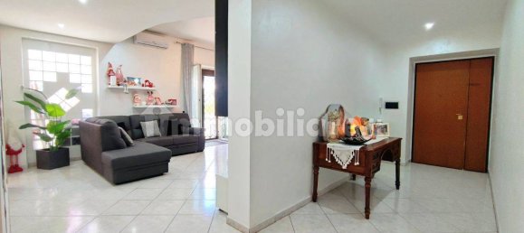 Apartamento de 3 dormitorios en Aprilia, Italy No. 277981 17