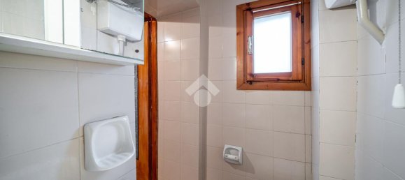 7 rooms House in Bosco Chiesanuova, Italy No. 4685 19