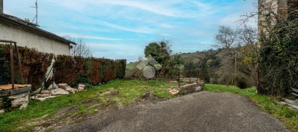 7 rooms House in Bosco Chiesanuova, Italy No. 4685 21