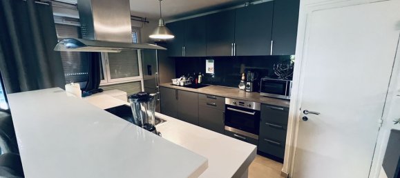 3 غرف نوم منزل ذو طابقين في Bobigny, France رقم 175353 3