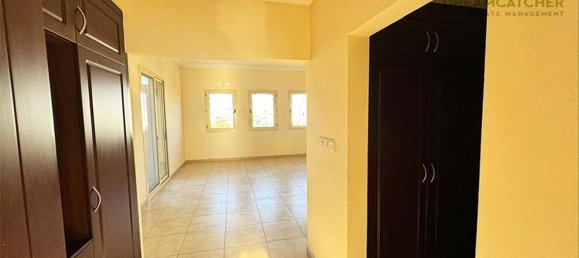 4 bedrooms Villa in Al Hamra Village, UAE No. 34957 14