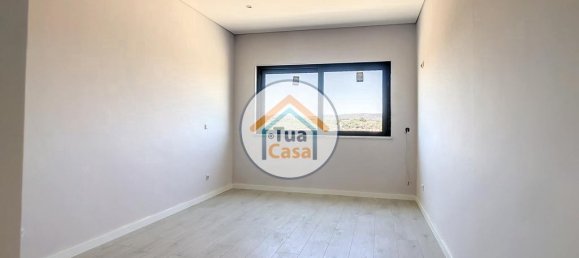 3 bedrooms Apartment in Quelfes, Portugal No. 149982 5