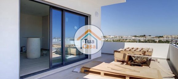 3 bedrooms Apartment in Quelfes, Portugal No. 149982 2