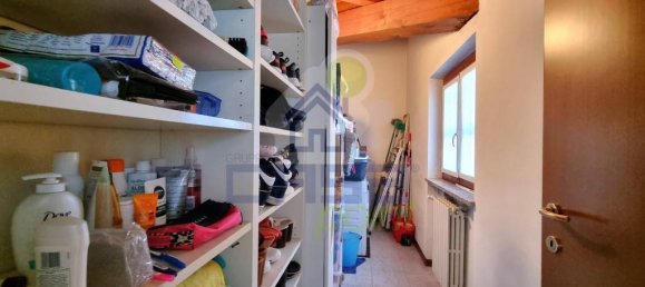 4 bedrooms House in Ospedaletto Lodigiano, Italy No. 112053 12