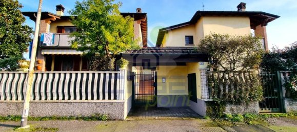4 bedrooms House in Ospedaletto Lodigiano, Italy No. 112053 18