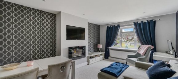 Duplex independente T3 em Epsom, United Kingdom N.º 9704 4