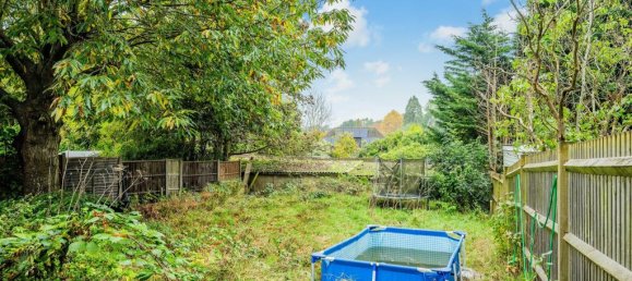 Duplex independente T3 em Epsom, United Kingdom N.º 9704 8