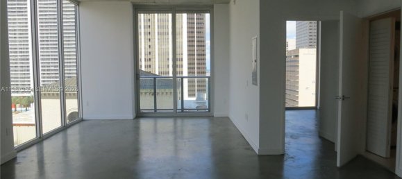 2 chambres propriété commerciale à louer à Miami, Miami-Dade, Florida, USA № 614547 19