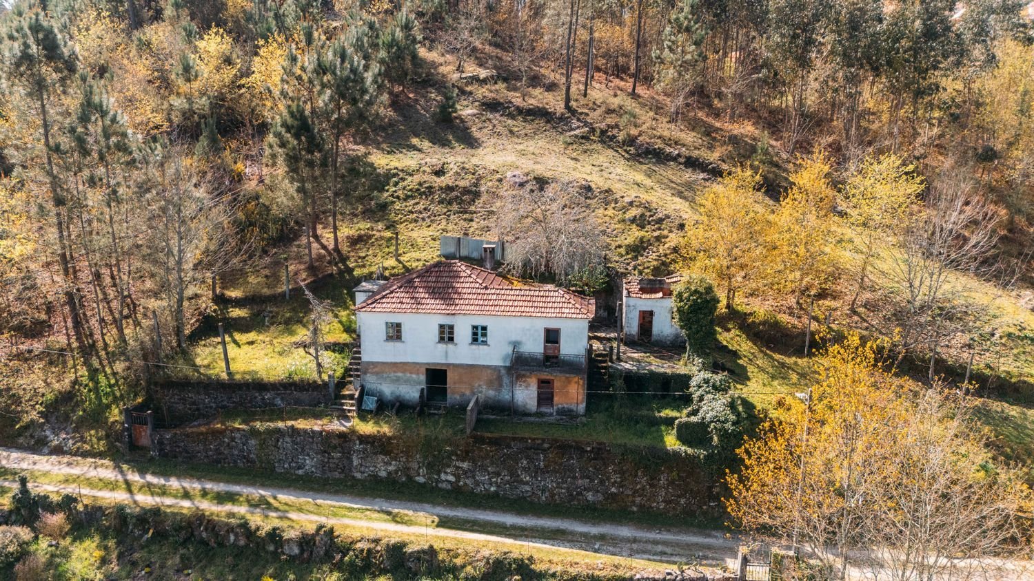 2 bedrooms House in Mosteiro, Portugal No. 275422