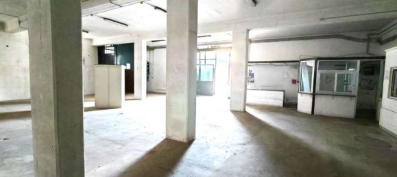 1178m² Commercial property in Castellana Grotte, Italy No. 83425 12