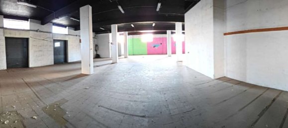 1178m² Commercial property in Castellana Grotte, Italy No. 83425 3