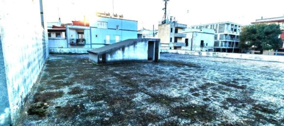 1178m² Commercial property in Castellana Grotte, Italy No. 83425 14