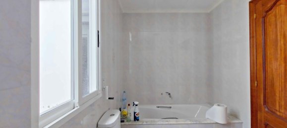 Дом с 8 спальнями в Ла-Корунья, Испания № 30964 9