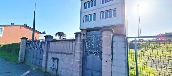 Дом с 8 спальнями в Ла-Корунья, Испания № 30964 18