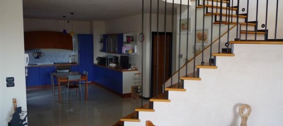 Вилла с 6 комнатами в Лоро Чуффенна, Италия № 227738 14