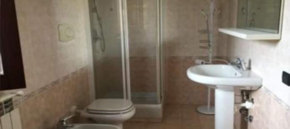 Apartamento de 1 dormitorio en Seveso, Italy No. 329123 4
