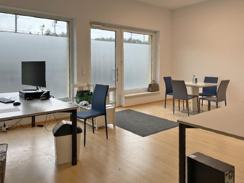 Propiedad comercial de 1 habitación en Pressbaum, Austria No. 125518