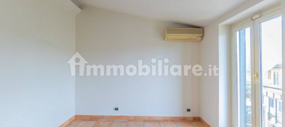 4 bedrooms Apartment in Rome, Italy No. 309591 32