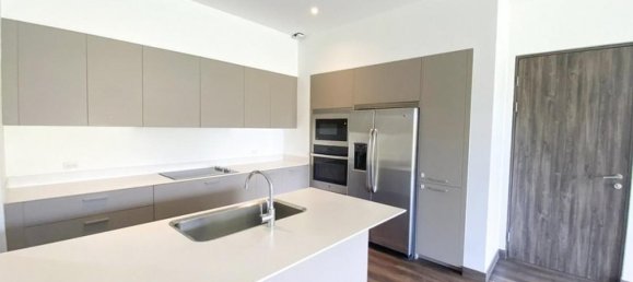 3 Schlafzimmer Eigentumswohnung in Santa Ana, Costa Rica, Nr. 1235 2