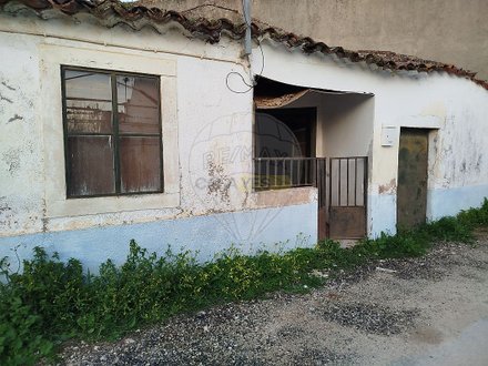 2 bedrooms House in Torres Novas, Portugal No. 183256