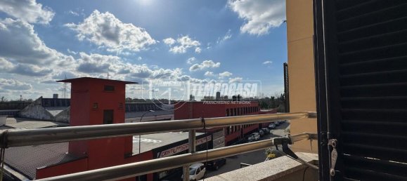Apartamento de 2 habitaciónes en Cologno Monzese, Italy No. 41636 27
