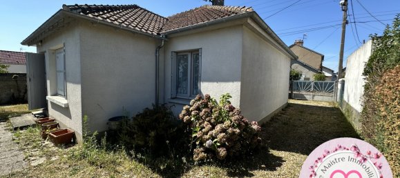 Casa de 3 dormitorios en Sully-sur-Loire, France No. 54243 19