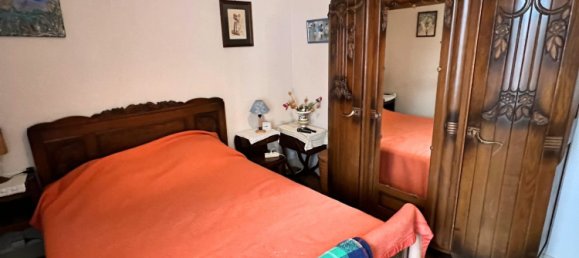 Casa de 3 dormitorios en Sully-sur-Loire, France No. 54243 11