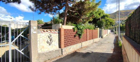 Casa de 3 divisões em Messina, Italy N.º 302649 8