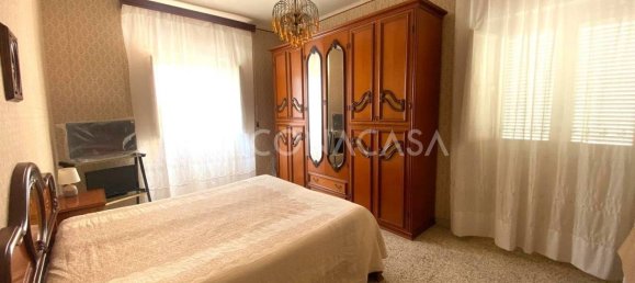 Apartamento de 4 habitaciónes en Bari, Italy No. 29061 22