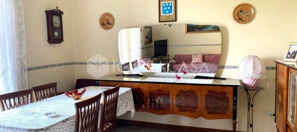 Apartamento de 4 habitaciónes en Bari, Italy No. 29061 10