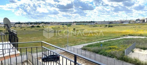 Apartamento de 4 habitaciónes en Bari, Italy No. 29061 14