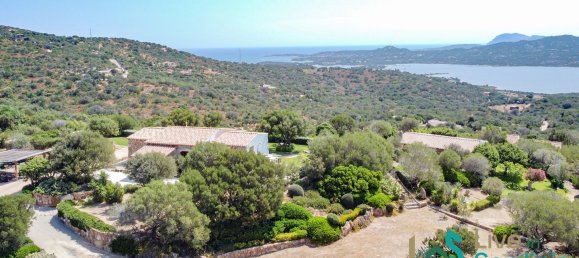 4 bedrooms Villa in Olbia, Italy No. 340767 35