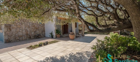 4 bedrooms Villa in Olbia, Italy No. 340767 19