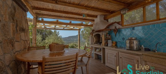 4 bedrooms Villa in Olbia, Italy No. 340767 18