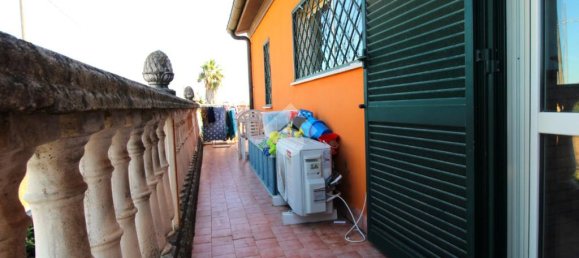 Квартира с 2 спальнями в Анцио, Италия № 298315 20