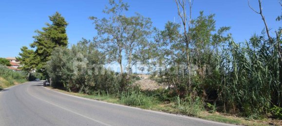 1 Schlafzimmer Wohnung in Città Sant'Angelo, Italy, Nr. 339738 4