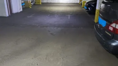 9m² Garage in Madrid, Spain No. 114142