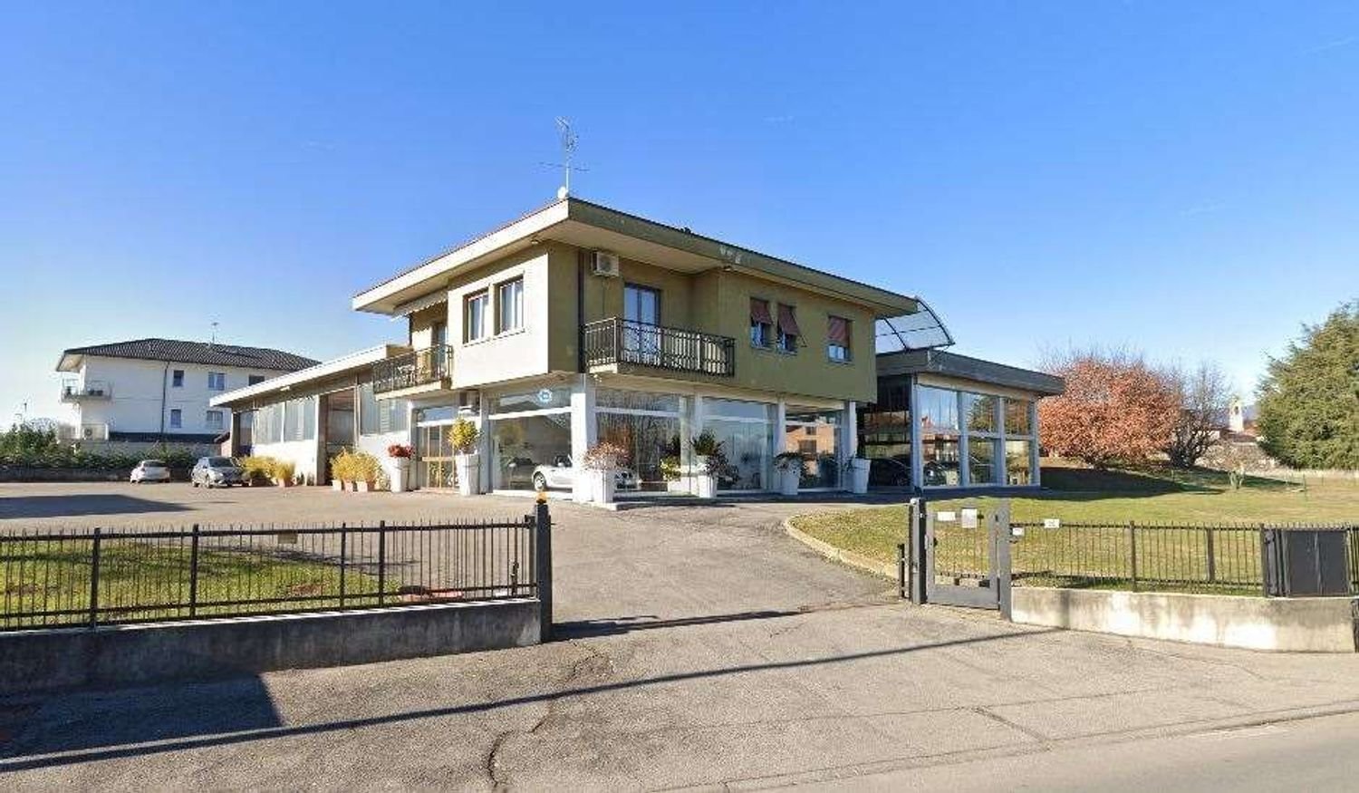 Casa de 20 divisões em Brenna, Italy N.º 11528